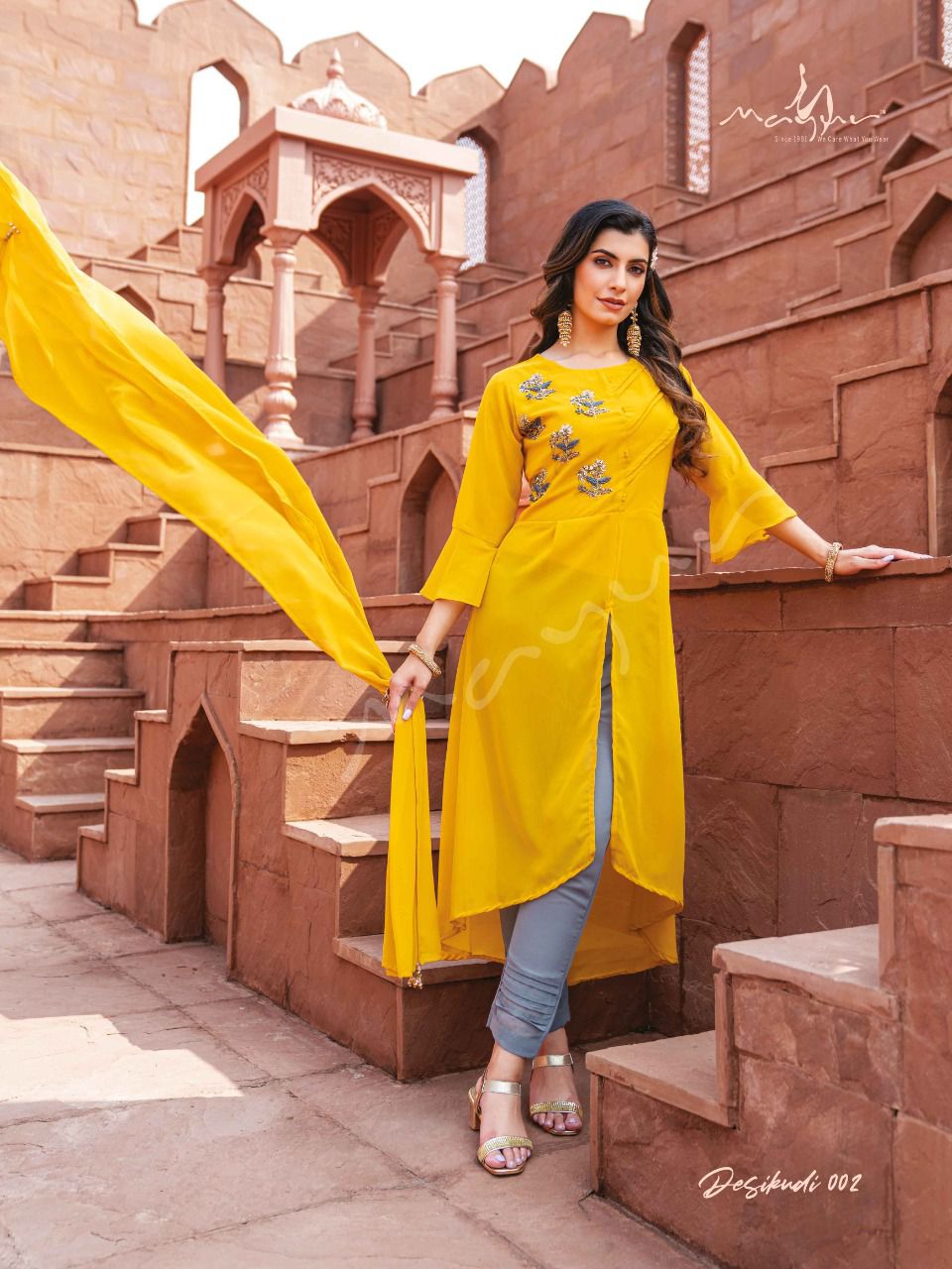 Mayur Desi Kudi Heavy Famcy Festive Wear Designer Front Cut Top Bottom With Dupatta Collection